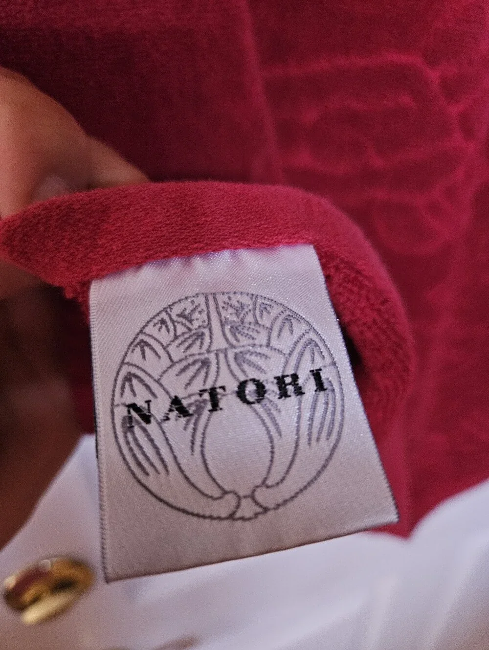 NATORI Set of 2 Dragon Bath Towel Red Embossed Jacquard Cotton Asian Oriental